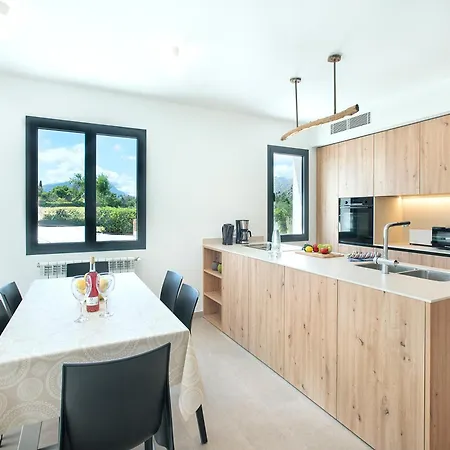 Owl Vinya Frares - Luxury Retreat וילה