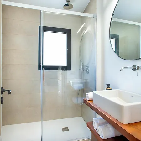 Owl Vinya Frares - Luxury Retreat فيلة بويينسا